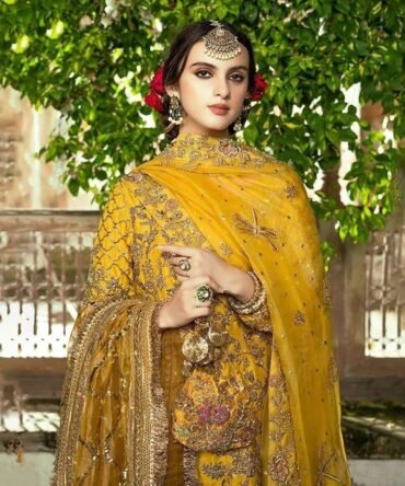 Mesmerizing Mehndi Bridal Dresses for Your Unforgettable Day