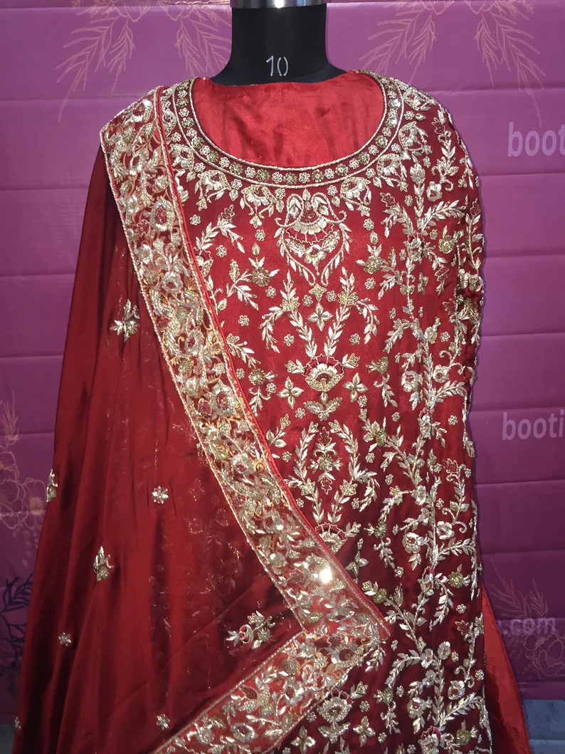 Pakistani Bridal Lehenga - Image 5