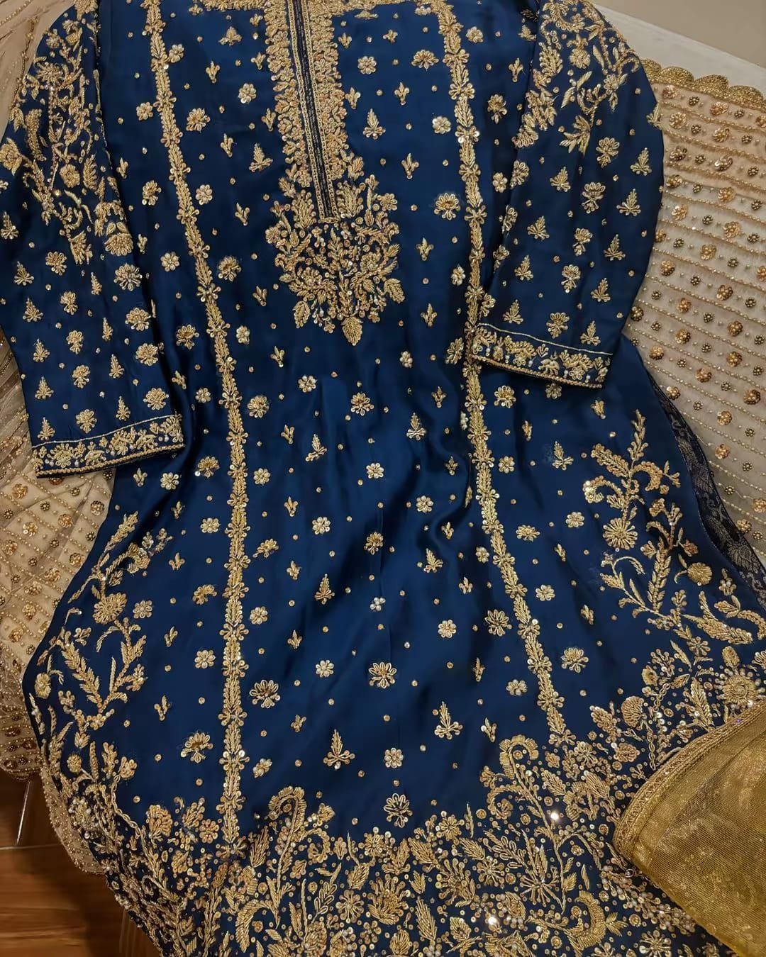 Malik Wears Shirts for Hand Made work - Image 2