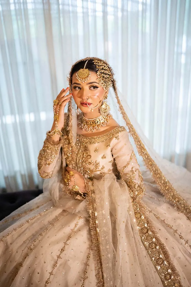 Malik Wears Hand Embellished Pakistani Bridal Dress – Zardozi, Dabka, Naqshi & Resham – Nikkah, Baraat - Image 2