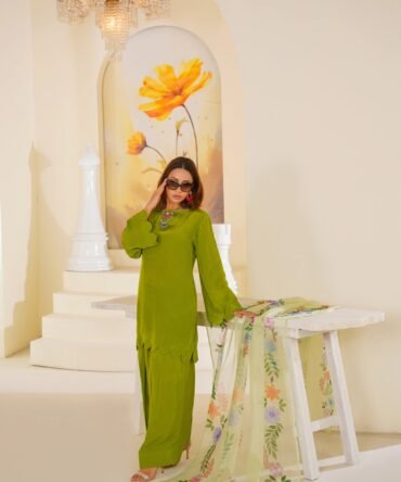 Graceful Olive Green Tussle Silk Ensemble with Hand-Painted Organza Dupatta – 3 Piece