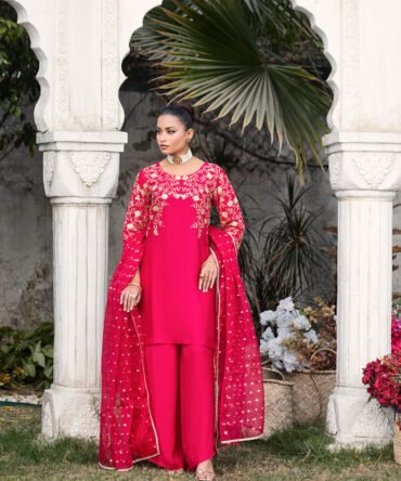 Vibrant Hot Pink Embroidered Ensemble with Box-Cut Trousers & Organza Jacquard Bindi
